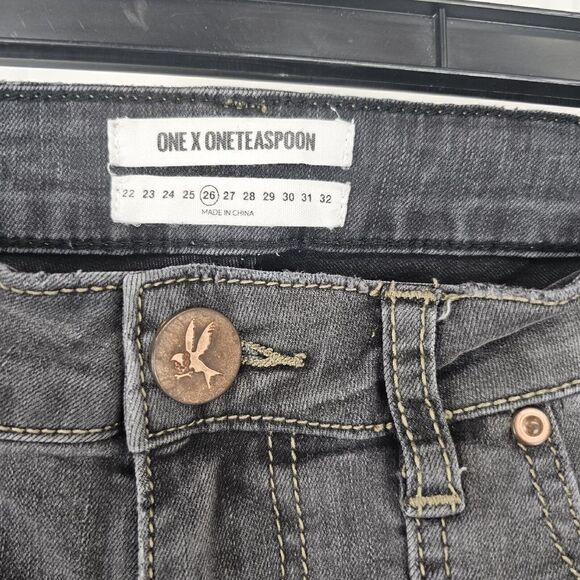 One By One Teaspoon II Freebird Low Waist Short Rise Fitted Leg Size 26 Patched - Picture 4 of 8